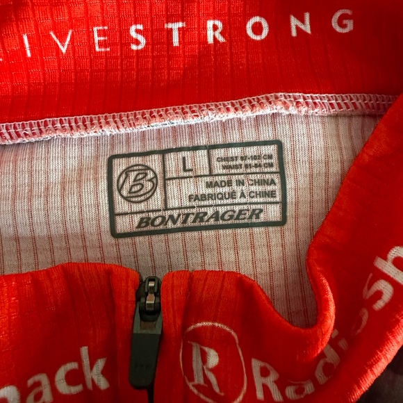 Trek Livestrong Men’s Size Large Bike Shirt - Picture 3 of 3